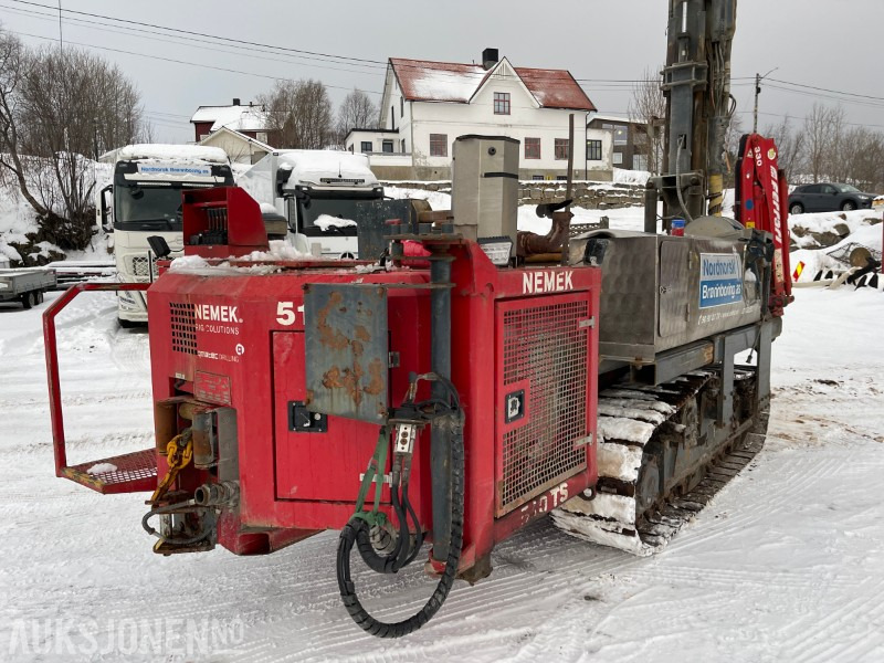 2012 Nemek 510 TS Borerigg med kran,13710 Timer - Anjungan pengeboran: gambar 4 2012 Nemek 510 TS Borerigg med kran,13710 Timer - Anjungan pengeboran: gambar 4