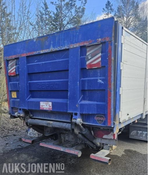 2012 Scania P-serie P320 kranbil med bakløft - Truk derek: gambar 5 2012 Scania P-serie P320 kranbil med bakløft - Truk derek: gambar 5