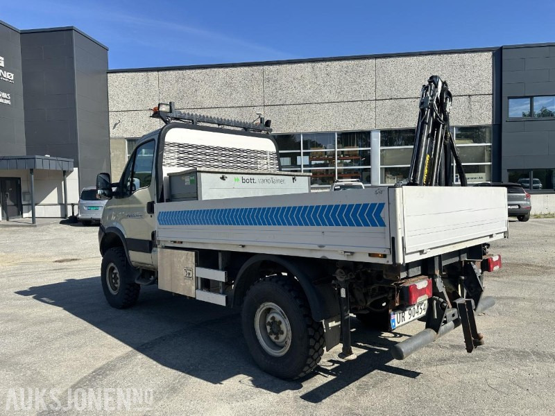 2013 Iveco 55S17 4x4 m/Hiab 022t Kran - 108091 KM - Truk derek: gambar 3 2013 Iveco 55S17 4x4 m/Hiab 022t Kran - 108091 KM - Truk derek: gambar 3