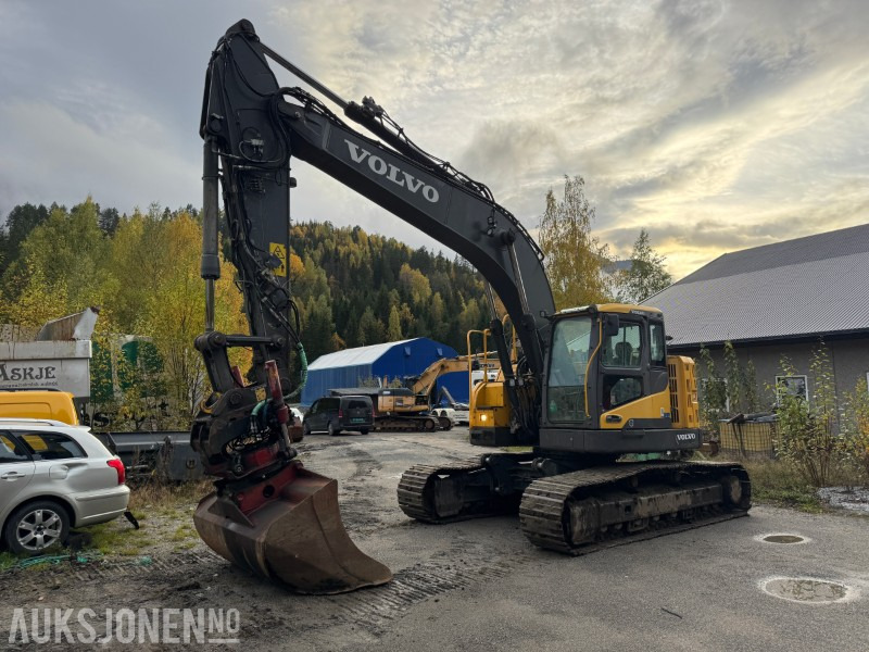 2013 Volvo ECR235DL Beltegraver - Tiltrotator - Ekskavator: gambar 1 2013 Volvo ECR235DL Beltegraver - Tiltrotator - Ekskavator: gambar 1