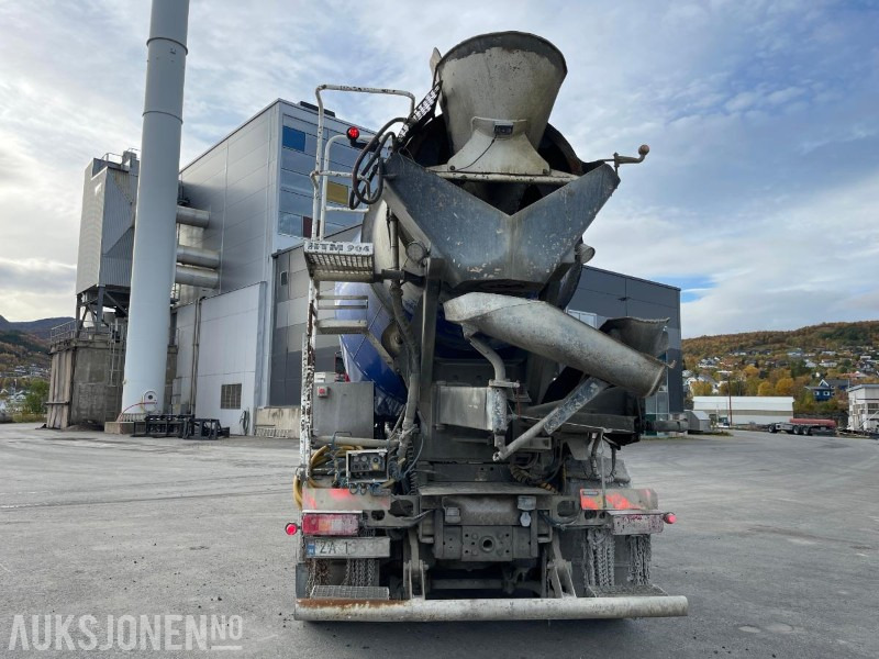 2013 Volvo FMX 460 4-akslet betongbil med kun 173054 km - Truk pengaduk beton: gambar 5 2013 Volvo FMX 460 4-akslet betongbil med kun 173054 km - Truk pengaduk beton: gambar 5
