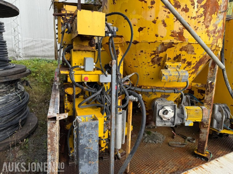 Membangun inventaris 2014 Atlas Copco Unigrout Rig Smart M2 E45 / Injeksjonsplattform: gambar 16 Membangun inventaris 2014 Atlas Copco Unigrout Rig Smart M2 E45 / Injeksjonsplattform: gambar 16