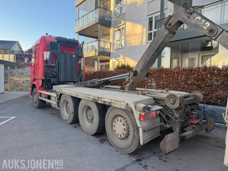 2015 Scania R580 8x4 tridem Krokbil / krokløft m/ JOAB 24t krok med knekk - Hook lift: gambar 4 2015 Scania R580 8x4 tridem Krokbil / krokløft m/ JOAB 24t krok med knekk - Hook lift: gambar 4