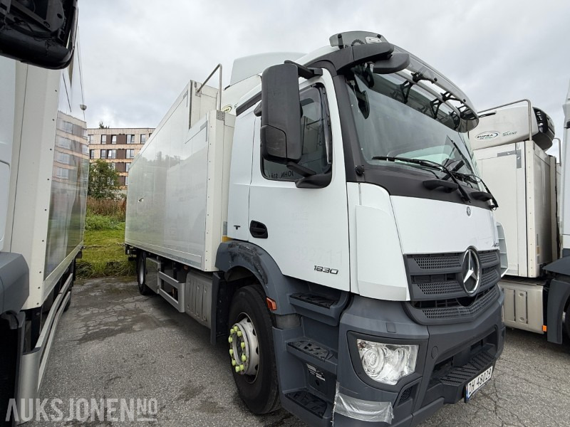 2016 Mercedes-Benz Antos 1830 4X2 Thermo - Bakløft - Lav KM - 75645KM - Truk box: gambar 2 2016 Mercedes-Benz Antos 1830 4X2 Thermo - Bakløft - Lav KM - 75645KM - Truk box: gambar 2