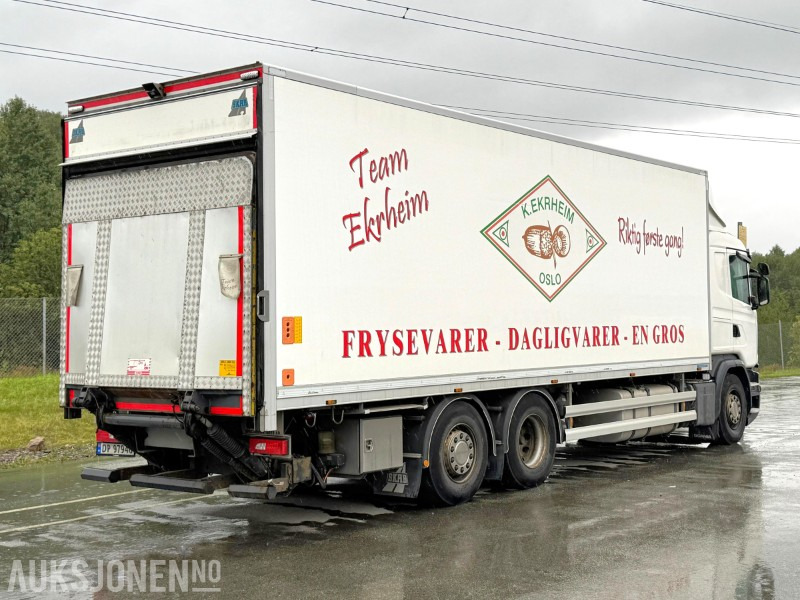 2016 Scania G450 med 2-soners kjøl- og frys, 1 eier, 2 kjølesoner, Gullavtale, Zepro, Onspot kjettinger, ryggekamera - Truk box: gambar 5 2016 Scania G450 med 2-soners kjøl- og frys, 1 eier, 2 kjølesoner, Gullavtale, Zepro, Onspot kjettinger, ryggekamera - Truk box: gambar 5