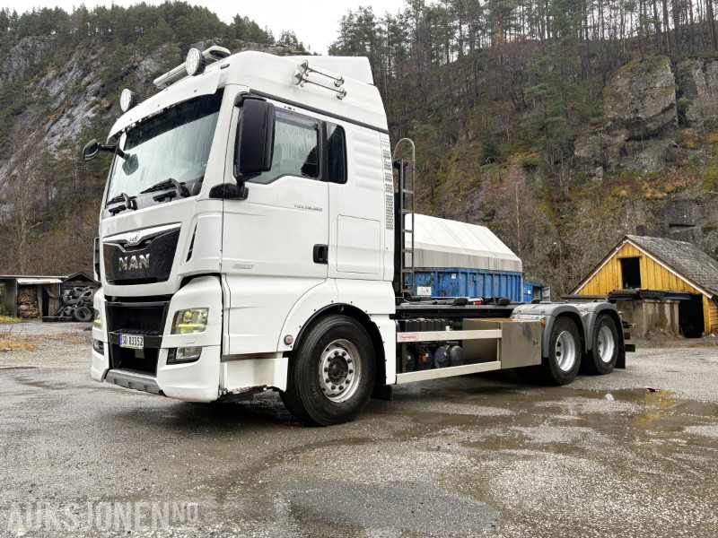 2017 MAN TGX 650 krokløft - KUN 127 766 km - 21 tonn kapasitet på krok - Hook lift: gambar 1 2017 MAN TGX 650 krokløft - KUN 127 766 km - 21 tonn kapasitet på krok - Hook lift: gambar 1
