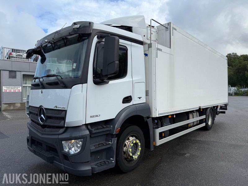 2017 Mercedes-Benz ANTOS 1830 L skapbil m kjøleaggregat, baklem, EU, Lav km, Euro 6, multiratt - Truk box: gambar 1 2017 Mercedes-Benz ANTOS 1830 L skapbil m kjøleaggregat, baklem, EU, Lav km, Euro 6, multiratt - Truk box: gambar 1