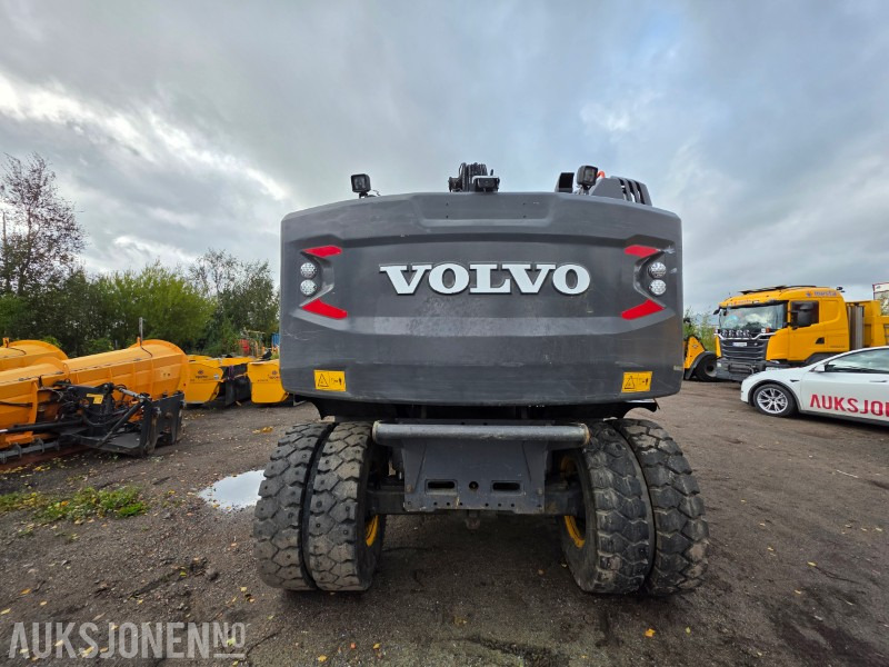2017 Volvo EW160E Hjulgraver 18 tonn - Engon tiltrotator - Pusseskuff - Graveskuff - Sentralsmøring - Tillegshydraulikk - Ekskavator: gambar 4 2017 Volvo EW160E Hjulgraver 18 tonn - Engon tiltrotator - Pusseskuff - Graveskuff - Sentralsmøring - Tillegshydraulikk - Ekskavator: gambar 4