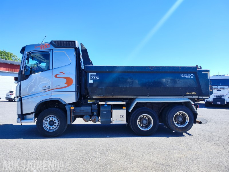 2017 Volvo FH540 6x4 med Norslep dumperkasse – Tandemløft, brøyteopplegg og komplett tilhengeropplegg - Truk jungkit: gambar 2 2017 Volvo FH540 6x4 med Norslep dumperkasse – Tandemløft, brøyteopplegg og komplett tilhengeropplegg - Truk jungkit: gambar 2