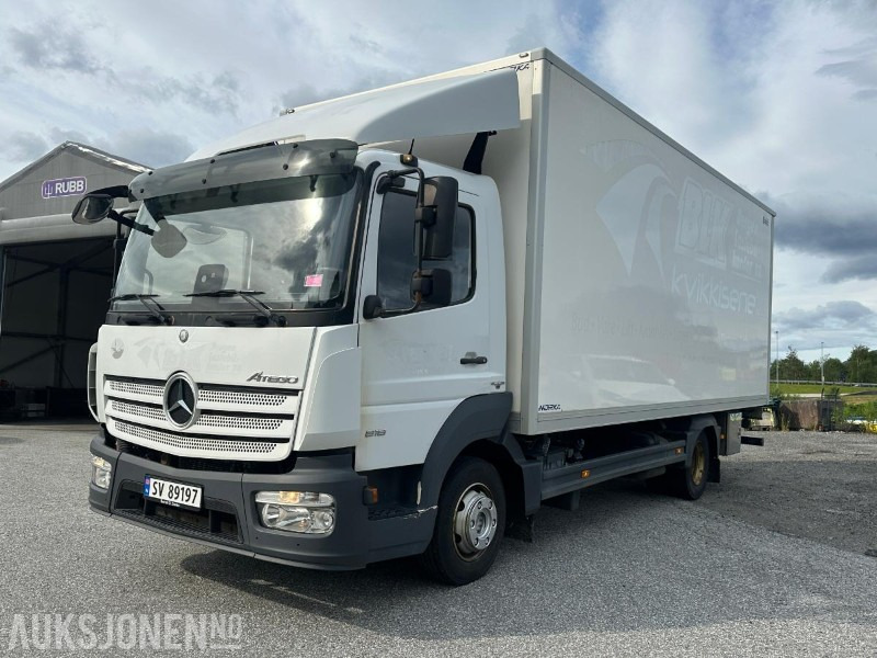2018 Mercedes-Benz ATEGO - Truk box: gambar 1 2018 Mercedes-Benz ATEGO - Truk box: gambar 1