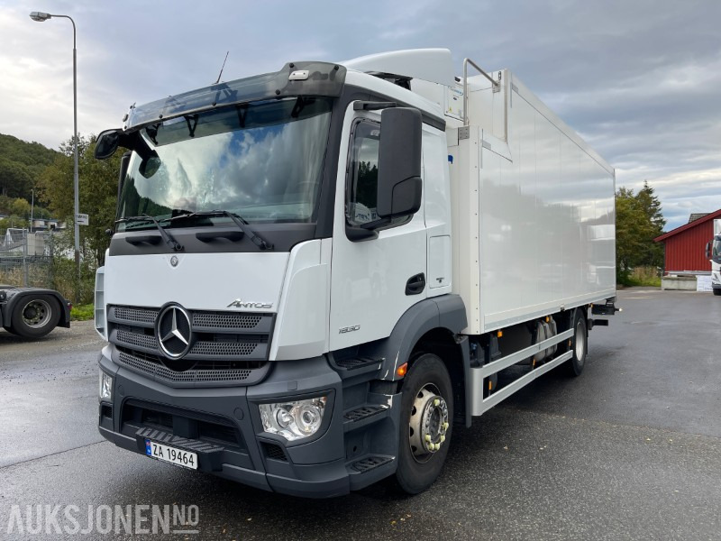 2018 Mercedes-Benz Antos 4X2 Thermo Kun 136844 Km Euro 6 - Truk box: gambar 1 2018 Mercedes-Benz Antos 4X2 Thermo Kun 136844 Km Euro 6 - Truk box: gambar 1