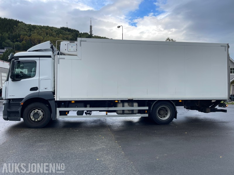 2018 Mercedes-Benz Antos 4X2 Thermo Kun 136844 Km Euro 6 - Truk box: gambar 3 2018 Mercedes-Benz Antos 4X2 Thermo Kun 136844 Km Euro 6 - Truk box: gambar 3