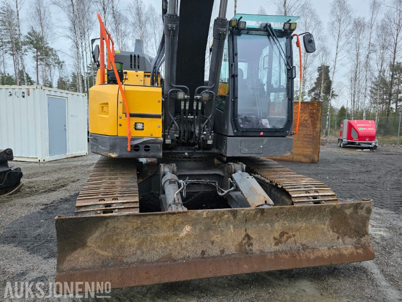 2018 Volvo ECR235EL 27 T gravemaskin rototilt med grip 7876 Timer - Ekskavator: gambar 3 2018 Volvo ECR235EL 27 T gravemaskin rototilt med grip 7876 Timer - Ekskavator: gambar 3