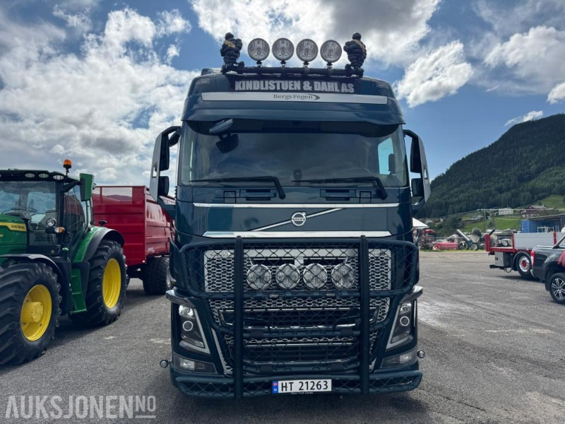 2018 Volvo FH16 8X4 komplett tømmerbil med kran og henger. - Truk logging, Truk derek: gambar 2 2018 Volvo FH16 8X4 komplett tømmerbil med kran og henger. - Truk logging, Truk derek: gambar 2