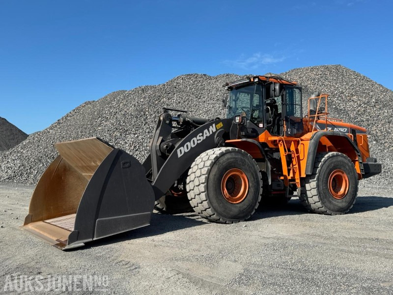 2019 Doosan DL550-5 hjullaster med skuffe / Spakstyring / Loadtronic vekt - Wheel loader: gambar 3 2019 Doosan DL550-5 hjullaster med skuffe / Spakstyring / Loadtronic vekt - Wheel loader: gambar 3