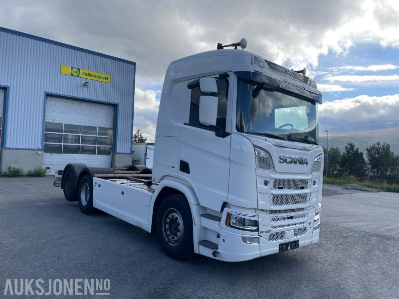 2020 Scania R580 6X2 CHASSIS - 570.526 KM/VBG/HELLUFT - Truk sasis: gambar 2 2020 Scania R580 6X2 CHASSIS - 570.526 KM/VBG/HELLUFT - Truk sasis: gambar 2