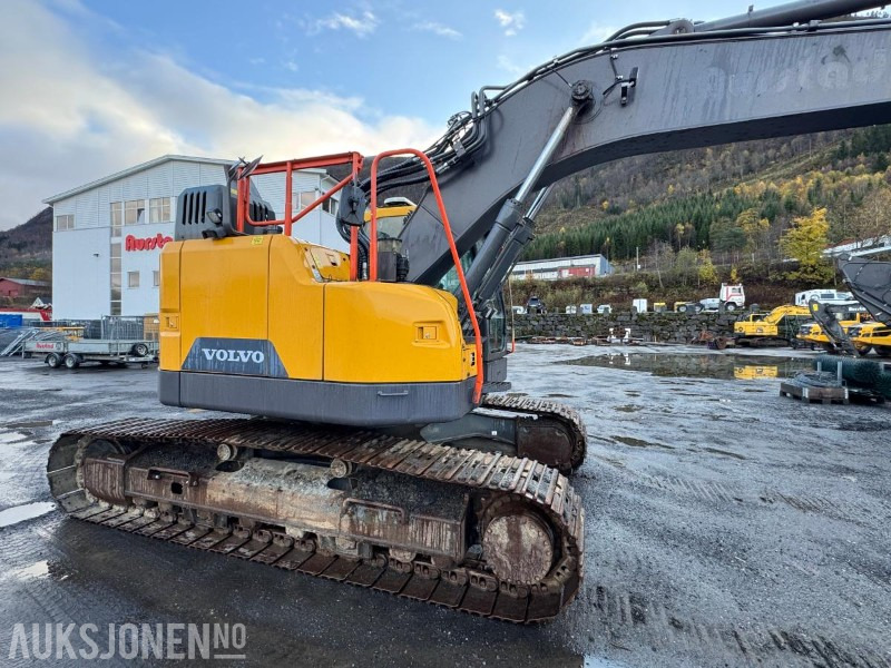 2020 Volvo ECR 235EL Gravemaskin - S70 feste - Pusskuffe - Sentralsmøring - bunkringspumpe - Tiltrotator - Pusskuffe - Sertifisert - Ekskavator: gambar 5 2020 Volvo ECR 235EL Gravemaskin - S70 feste - Pusskuffe - Sentralsmøring - bunkringspumpe - Tiltrotator - Pusskuffe - Sertifisert - Ekskavator: gambar 5