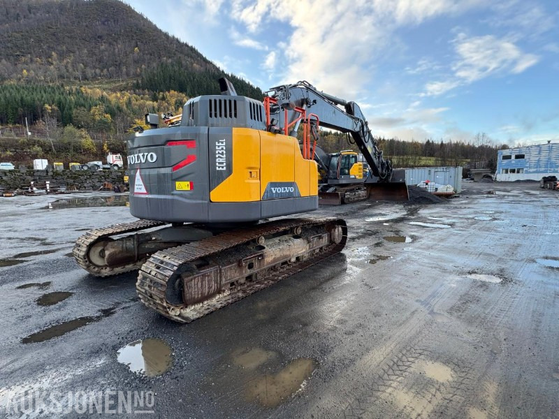 2020 Volvo ECR 235EL Gravemaskin - S70 feste - Pusskuffe - Sentralsmøring - bunkringspumpe - Tiltrotator - Pusskuffe - Sertifisert - Ekskavator: gambar 3 2020 Volvo ECR 235EL Gravemaskin - S70 feste - Pusskuffe - Sentralsmøring - bunkringspumpe - Tiltrotator - Pusskuffe - Sertifisert - Ekskavator: gambar 3