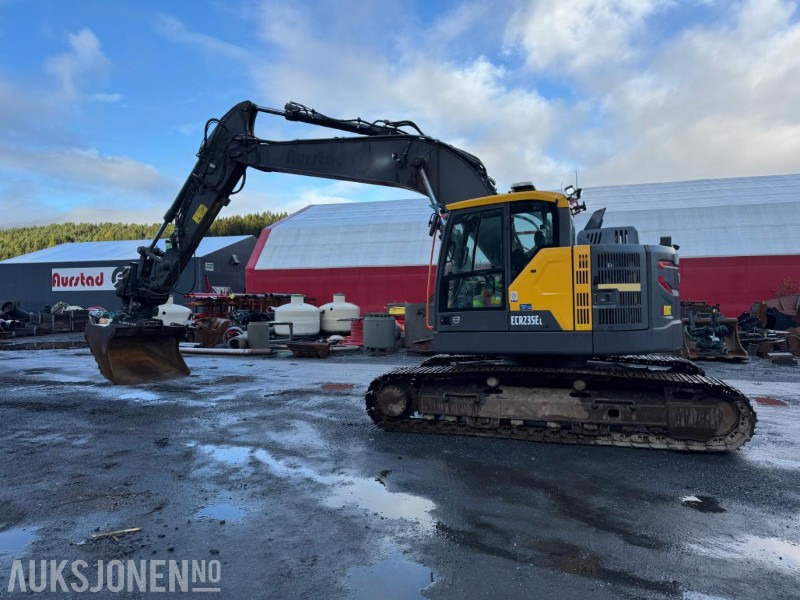 2020 Volvo ECR 235EL Gravemaskin - S70 feste - Pusskuffe - Sentralsmøring - bunkringspumpe - Tiltrotator - Pusskuffe - Sertifisert - Ekskavator: gambar 1 2020 Volvo ECR 235EL Gravemaskin - S70 feste - Pusskuffe - Sentralsmøring - bunkringspumpe - Tiltrotator - Pusskuffe - Sertifisert - Ekskavator: gambar 1