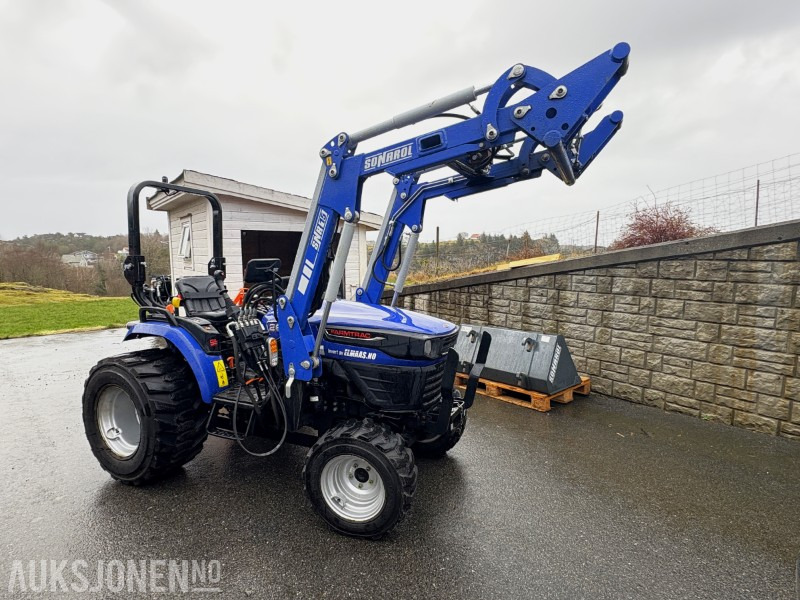 2021 Farmtrac 26H 4WD - KUN 98 timer! - mye tilbehør / ekstra utstyr| - Traktor: gambar 2 2021 Farmtrac 26H 4WD - KUN 98 timer! - mye tilbehør / ekstra utstyr| - Traktor: gambar 2