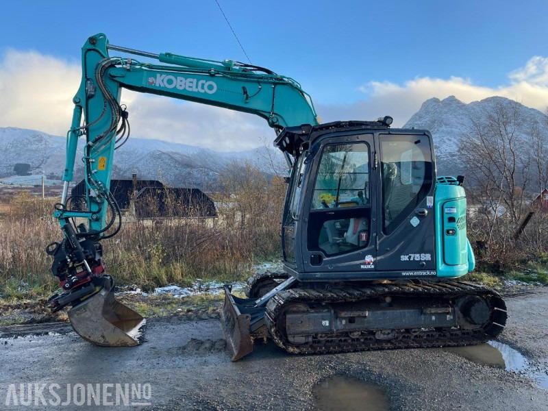 2021 Kobelco SK75SR-7 Gravemaskin med skjær, tiltrotator med gripekassett, nylig sertifisert, kun 2400 timer - Ekskavator: gambar 2 2021 Kobelco SK75SR-7 Gravemaskin med skjær, tiltrotator med gripekassett, nylig sertifisert, kun 2400 timer - Ekskavator: gambar 2