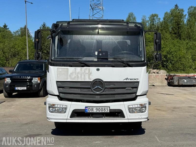 2021 Mercedes-Benz Atego 1530 lappebil/asfaltcontainer/hengsrød plan/adaptiv cruisecontrol/kamera - Truk flatbed: gambar 2 2021 Mercedes-Benz Atego 1530 lappebil/asfaltcontainer/hengsrød plan/adaptiv cruisecontrol/kamera - Truk flatbed: gambar 2