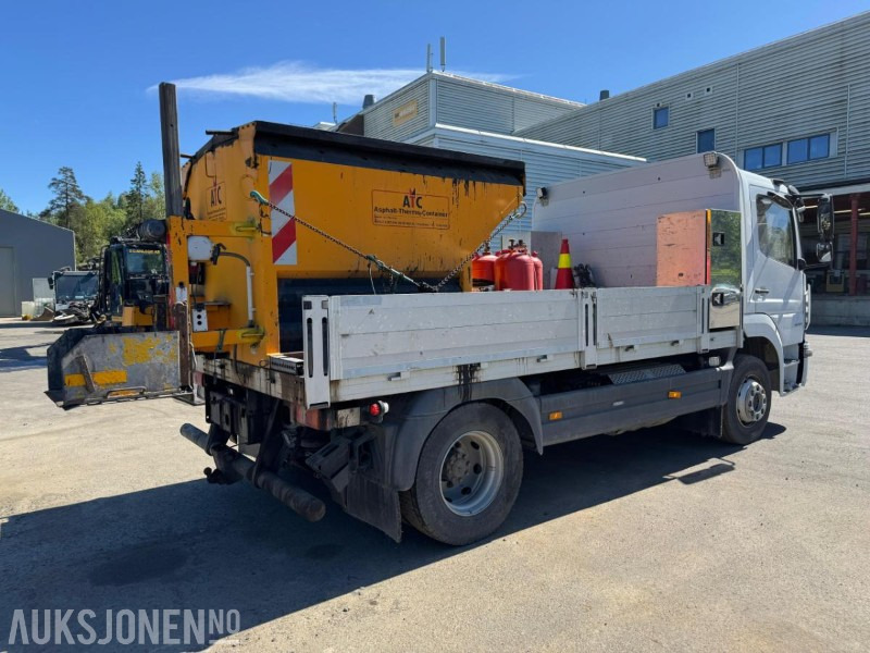 2021 Mercedes-Benz Atego 1530 lappebil/asfaltcontainer/hengsrød plan/adaptiv cruisecontrol/kamera - Truk flatbed: gambar 5 2021 Mercedes-Benz Atego 1530 lappebil/asfaltcontainer/hengsrød plan/adaptiv cruisecontrol/kamera - Truk flatbed: gambar 5