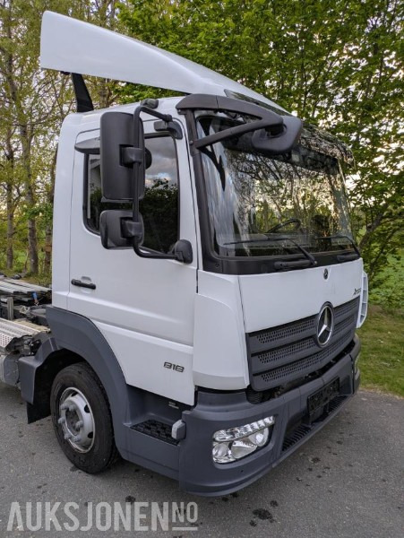 2021 Mercedes-Benz Atego 818 Automat - Truk sasis: gambar 4 2021 Mercedes-Benz Atego 818 Automat - Truk sasis: gambar 4
