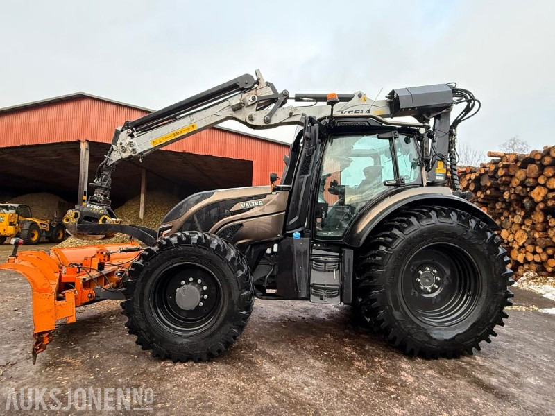 2022 Valtra T155 med Kesla 316T kran og Padagas snøplog - Traktor: gambar 2 2022 Valtra T155 med Kesla 316T kran og Padagas snøplog - Traktor: gambar 2