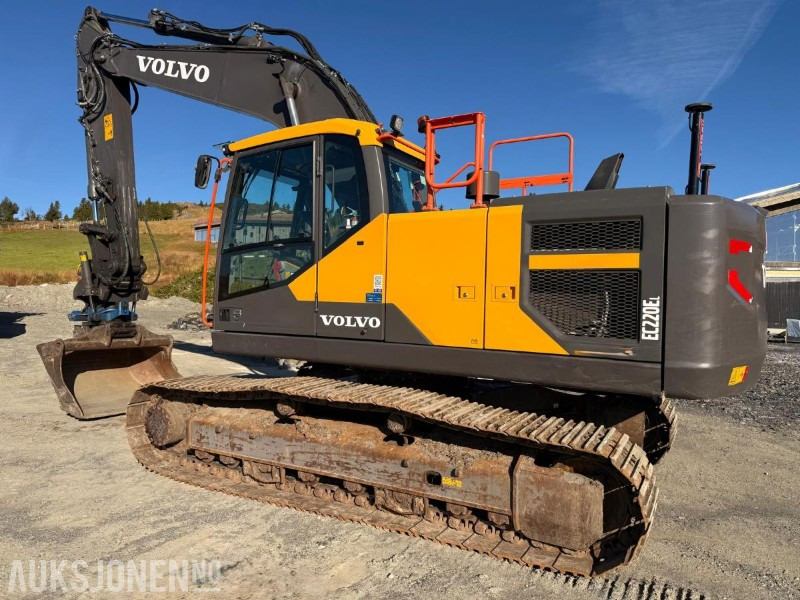 Ekskavator 2022 Volvo EC220EL BELTEGRAVER ROTOTILT SERVICEHISTORIKK: gambar 10