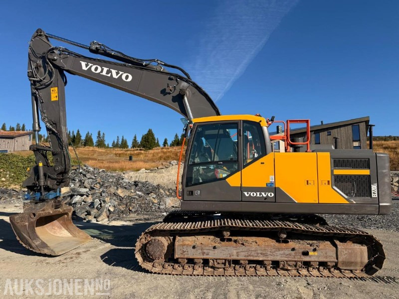 2022 Volvo EC220EL BELTEGRAVER ROTOTILT SERVICEHISTORIKK - Ekskavator: gambar 2 2022 Volvo EC220EL BELTEGRAVER ROTOTILT SERVICEHISTORIKK - Ekskavator: gambar 2