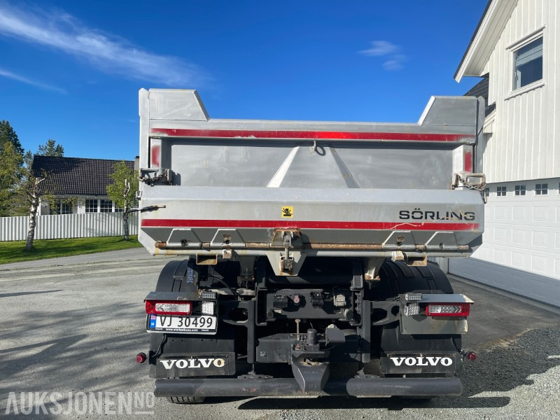 2022 Volvo FH16 750 8x4 Tridem – Gullavtale, Én Eier, EU-godkjent til 15.05.2026 - Truk jungkit: gambar 5 2022 Volvo FH16 750 8x4 Tridem – Gullavtale, Én Eier, EU-godkjent til 15.05.2026 - Truk jungkit: gambar 5