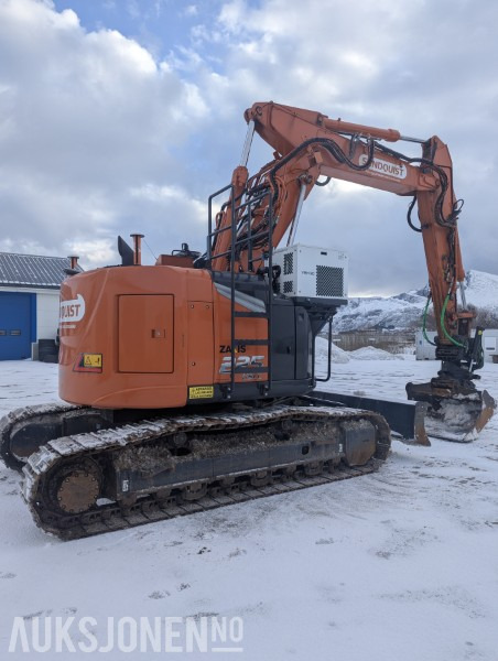2023 Hitachi ZX225USLC-7 - Montabert CPA, GPS, rototilt, to-delt bom +++ - Ekskavator: gambar 5 2023 Hitachi ZX225USLC-7 - Montabert CPA, GPS, rototilt, to-delt bom +++ - Ekskavator: gambar 5