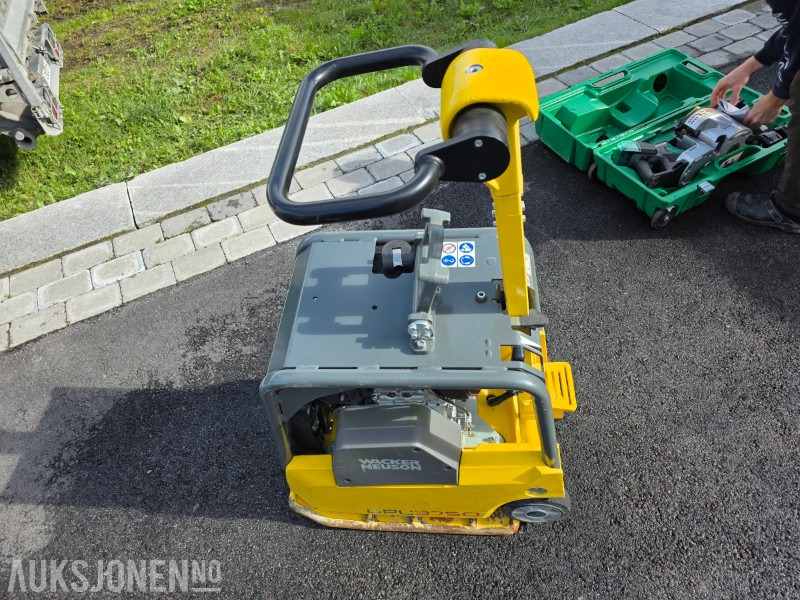 2023 Wacker Neuson DPU3750 Vibroplate 265kg - 4,2kW - 40 arbeidstimer - Roller: gambar 2 2023 Wacker Neuson DPU3750 Vibroplate 265kg - 4,2kW - 40 arbeidstimer - Roller: gambar 2