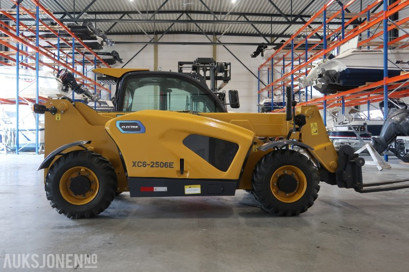 2023 XCMG XC6-2506E Elektrisk teleskoptruck - Skuff - Gafler - Lader, Kun 9 Timer - Telehandler: gambar 4 2023 XCMG XC6-2506E Elektrisk teleskoptruck - Skuff - Gafler - Lader, Kun 9 Timer - Telehandler: gambar 4
