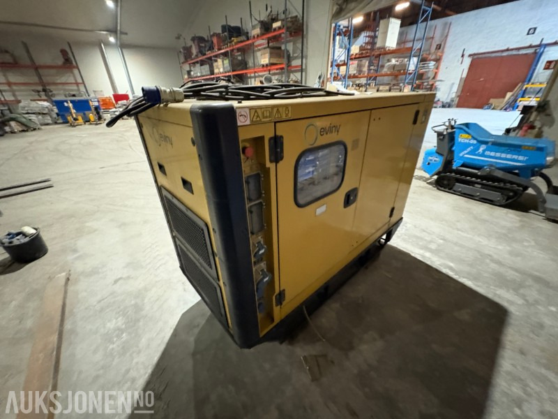 Cat Olympian GEP30 generator, 30 kva - Membangun inventaris: gambar 4 Cat Olympian GEP30 generator, 30 kva - Membangun inventaris: gambar 4