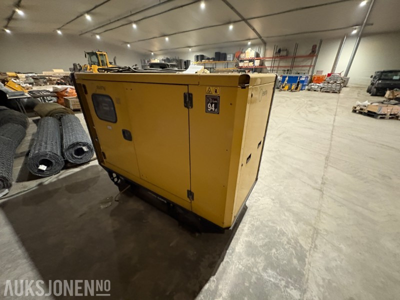Cat Olympian GEP30 generator, 30 kva - Membangun inventaris: gambar 3 Cat Olympian GEP30 generator, 30 kva - Membangun inventaris: gambar 3