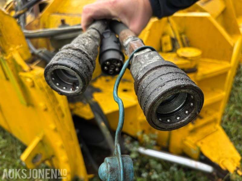 Hydraulisk U-plog med Volvo BM Feste. 6m bred i utstrakt posisjon - Wheel loader: gambar 4 Hydraulisk U-plog med Volvo BM Feste. 6m bred i utstrakt posisjon - Wheel loader: gambar 4