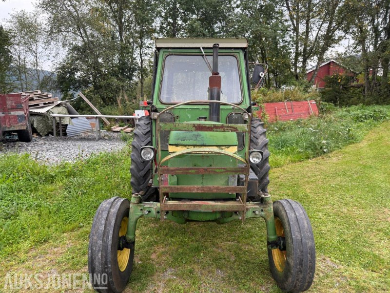 John Deere 1630 - Traktor: gambar 2 John Deere 1630 - Traktor: gambar 2