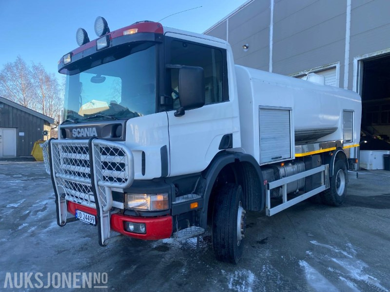 2000 Scania P-serie - Spylebil - Nyrestaurert - 4x4 - Kendaraan Kota/ Khusus: gambar 1 2000 Scania P-serie - Spylebil - Nyrestaurert - 4x4 - Kendaraan Kota/ Khusus: gambar 1