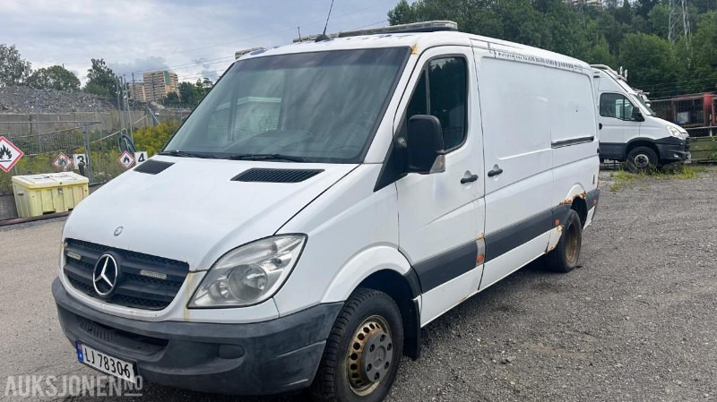 2007 Mercedes-Benz Sprinter 518 CDI | Spylebil | 184 hk | Komplett rigg med tank og slangetromler - Kendaraan Kota/ Khusus: gambar 1 2007 Mercedes-Benz Sprinter 518 CDI | Spylebil | 184 hk | Komplett rigg med tank og slangetromler - Kendaraan Kota/ Khusus: gambar 1