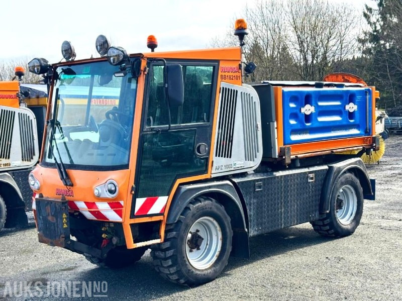 2018 Hansa APZ1003L Redskapsbærer med Bucher Husky 1500 W FS strøer - Kendaraan Kota/ Khusus: gambar 1 2018 Hansa APZ1003L Redskapsbærer med Bucher Husky 1500 W FS strøer - Kendaraan Kota/ Khusus: gambar 1