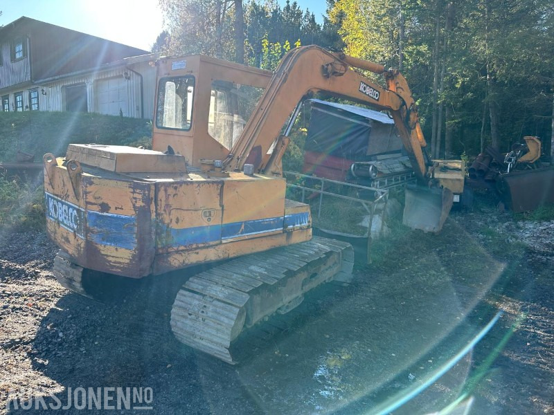 Kobelco k903B gravemaskin - Ekskavator: gambar 2 Kobelco k903B gravemaskin - Ekskavator: gambar 2