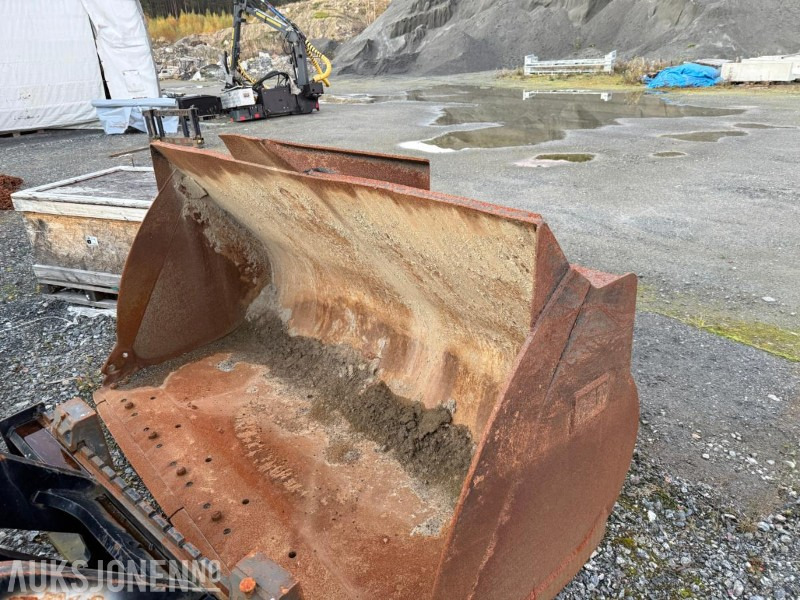 1900 Skuffe m/Cat kopling - Lampiran untuk Peralatan konstruksi: gambar 3 1900 Skuffe m/Cat kopling - Lampiran untuk Peralatan konstruksi: gambar 3