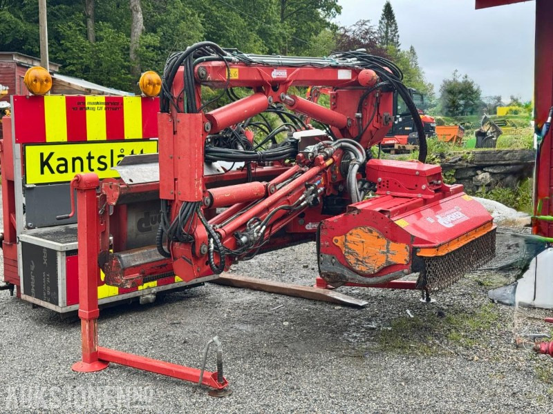 2012 Dücker DUA 800 - Kantklipper m/Hydraulikk Pumpe & Tank - Styretablå - Lampiran untuk Peralatan konstruksi: gambar 2 2012 Dücker DUA 800 - Kantklipper m/Hydraulikk Pumpe & Tank - Styretablå - Lampiran untuk Peralatan konstruksi: gambar 2