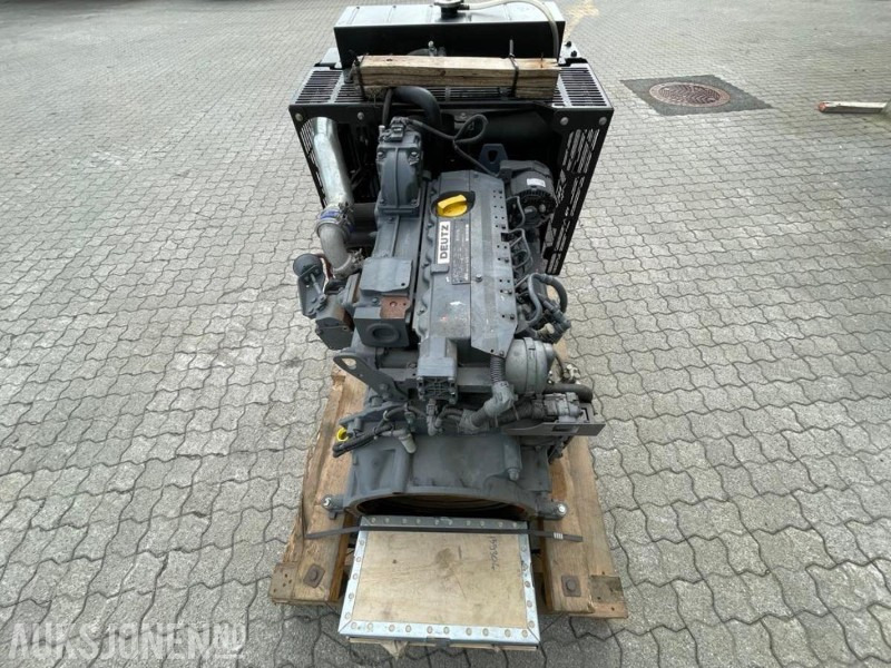 UBRUKT 2012 Deutz TCD 2012 L04 2V Motor - Hydraulikkpumpe - Styreskap/startskap - UBRUKT - Kjøpt inn for å passe til Powerscreen Warrior og Chieftain 1400. - Lampiran untuk Peralatan konstruksi: gambar 4 UBRUKT 2012 Deutz TCD 2012 L04 2V Motor - Hydraulikkpumpe - Styreskap/startskap - UBRUKT - Kjøpt inn for å passe til Powerscreen Warrior og Chieftain 1400. - Lampiran untuk Peralatan konstruksi: gambar 4