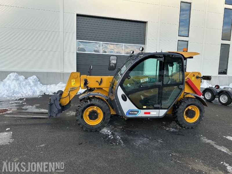 Telehandler Nesten ny 2023 XCMG XC6-2506E - El. Teleskoptruck - Skuff - Gafler - Lader, Kun 7 Timer: gambar 1