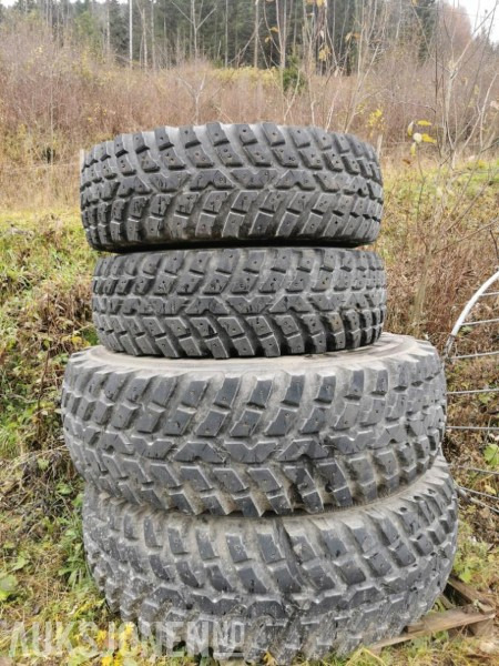 Nokian tri2 vinterhjul på felg - Traktor: gambar 1 Nokian tri2 vinterhjul på felg - Traktor: gambar 1