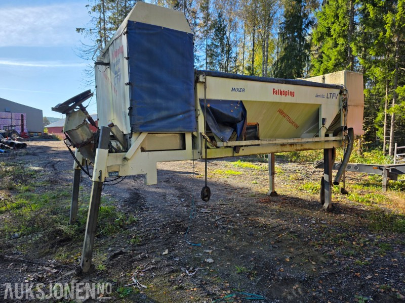 2009 Falkøping mixer C-LTFV - Peralatan pertanian: gambar 3 2009 Falkøping mixer C-LTFV - Peralatan pertanian: gambar 3