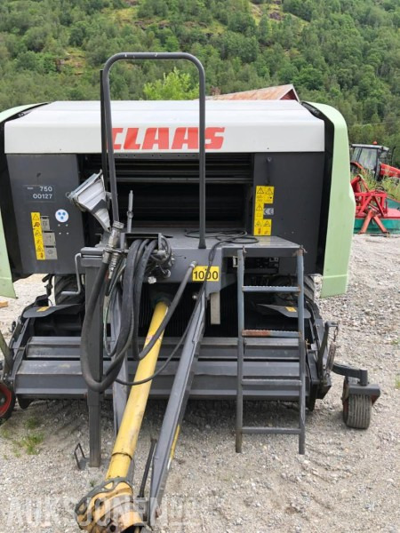 2010 Claas 455 uniwrap 455 - Peralatan pertanian: gambar 1 2010 Claas 455 uniwrap 455 - Peralatan pertanian: gambar 1